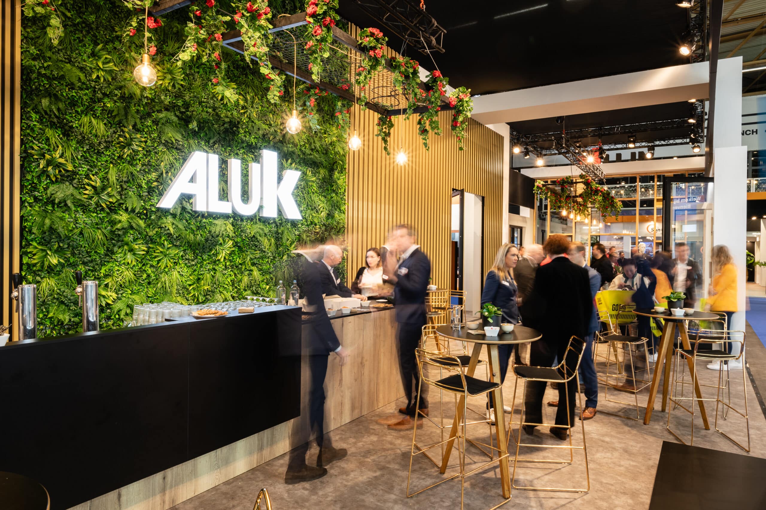 AluK_Polyclose_beursstand_standbouw_cialonaexpo_exhibitionstand